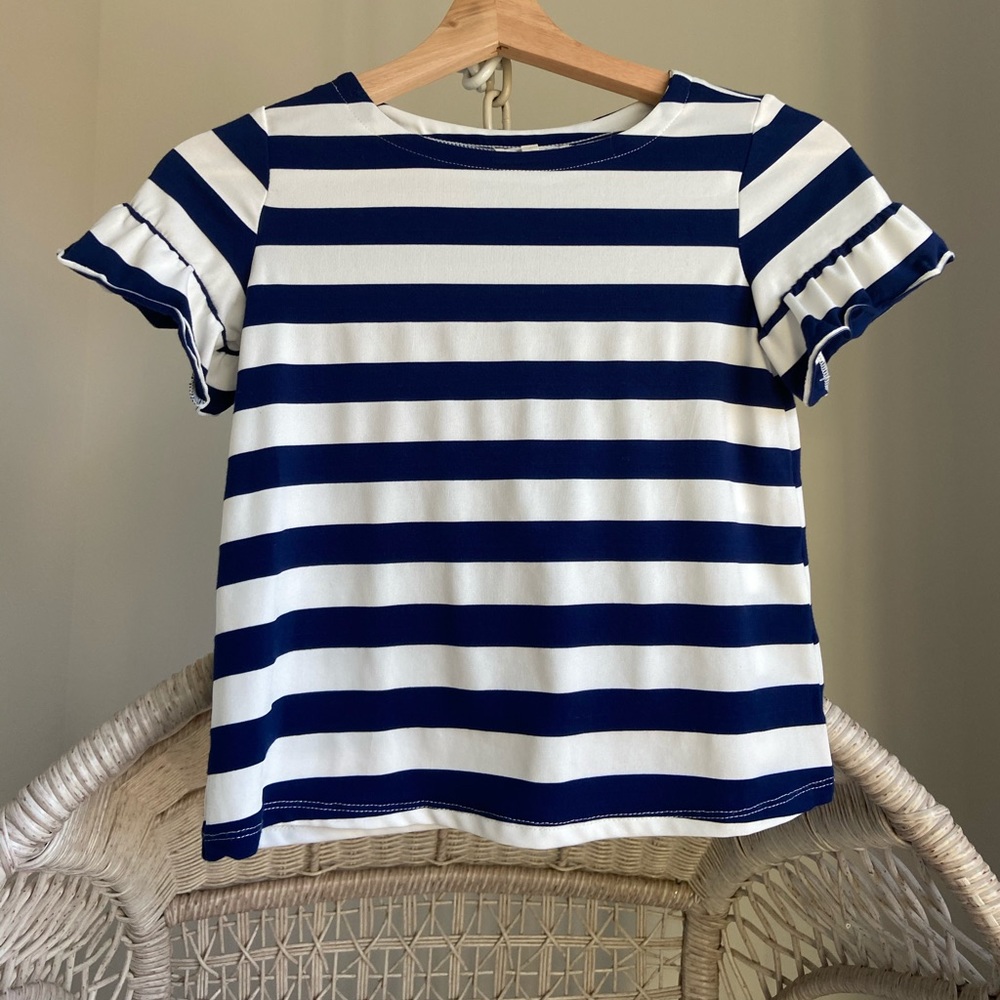 NAVY STRIPED TOP